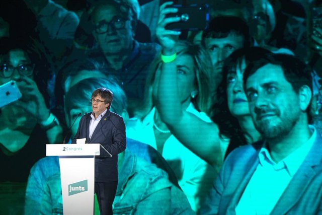 Archivo - L'expresident de la Generalitat Carles Puigdemont 