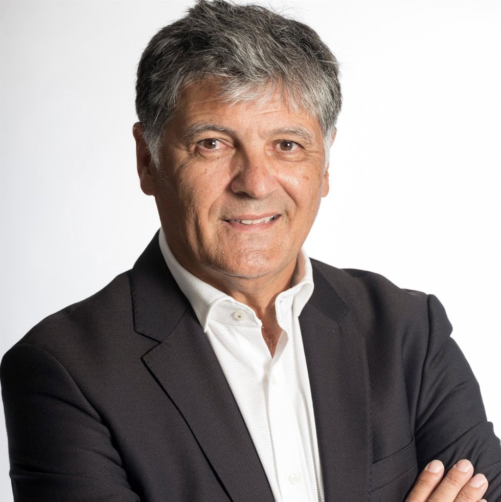 Archivo - Toñi Nadal, director deportivo de la Rafa Nadal Academy.