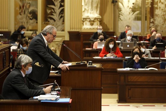 Archivo - El conseller de Educación, Martí March. 