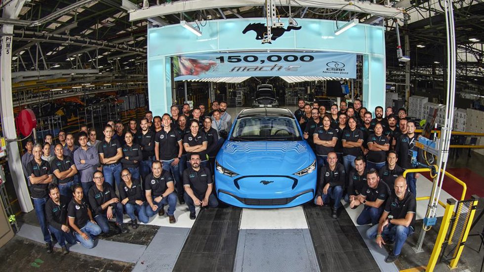Archivo - Producción de la unidad 150.000 del Ford Mustang Mach-E en la planta de Cuautitlán (México).