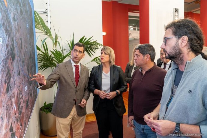 Presentación de las obras de la carretera RM-602