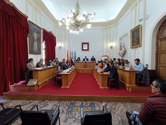 Sesión ordinaria del pleno municipal de Mérida del mes de noviembre este miércoles en el ayuntamiento con la asistencia de todos los grupos políticos locales