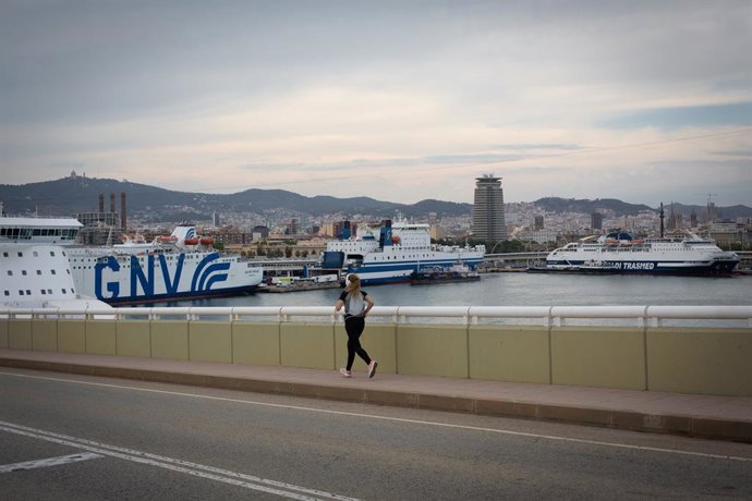 Archivo - Imatge d'arxiu de la terminal de creuers del Port de Barcelona