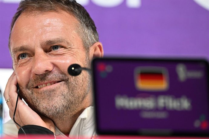 30 November 2022, Qatar, Al-Shamal: Germany's coach Hansi Flick attends a press conference for the German national soccer team ahead of Thursday's FIFA World Cup Qatar 2022 Group E soccer match against Costa Rica. Photo: Federico Gambarini/dpa