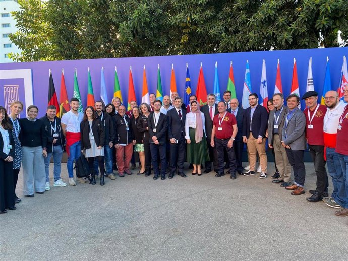 El alcalde de Utrera, José María Villalobos, ha estado presente en Rabat en el momento en el que se ha declarado el toque de campana manual de España Patrimonio Inmaterial de la Humanidad.