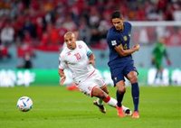 Túnez doblega a Francia pero se queda sin milagro