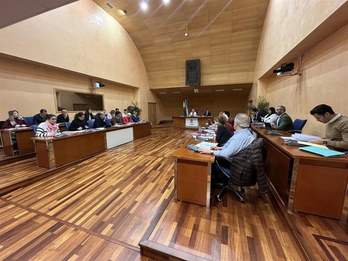Sala de plenos del consistorio fuengiroleño.
