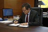 Lambán asegura que "mejor le hubiera ido" a España si Javier Fernández hubiera sido el líder del PSOE