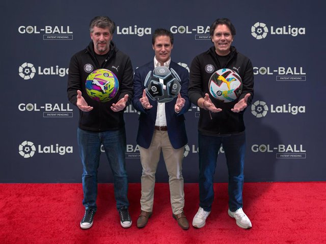 LaLiga Santander entregará a sus aficionados todos los balones con los que se marquen goles a partir de 2023.