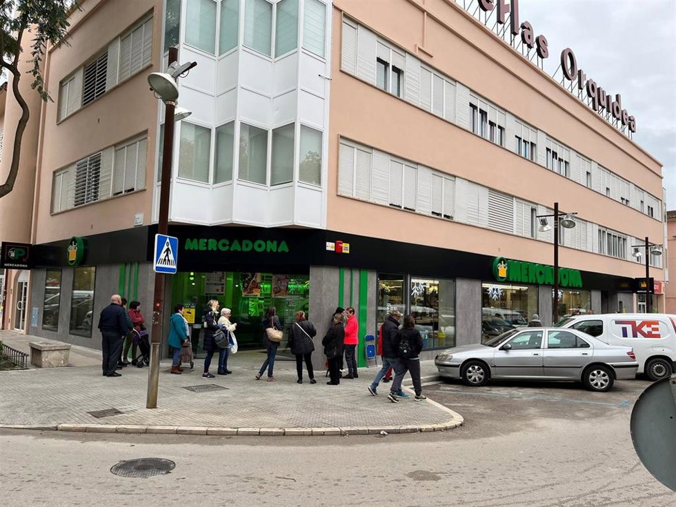 Establecimiento de Mercadona en la plaza Ramon Llull de Manacor.