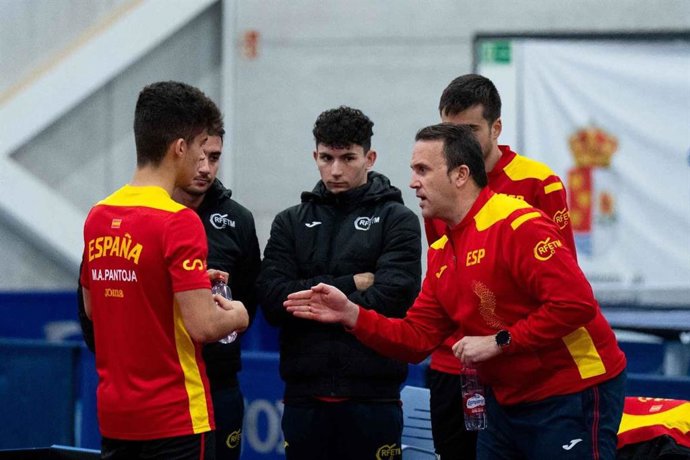 Competido duelo de España ante Croacia en el debut en el Campeonato de Europa.