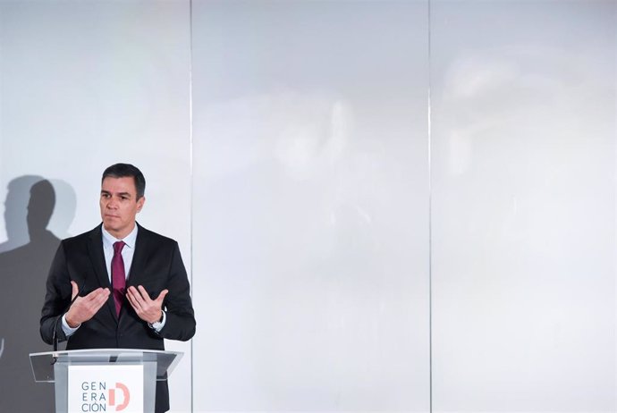El presidente del Gobierno, Pedro Sánchez, interviene en la  inauguración del acto de presentación del Pacto por la 'Generación Digital', en el Colegio Oficial de Arquitectos de Madrid, a 30 de noviembre de 2022, en Madrid (España). El Pacto por la 'Gen