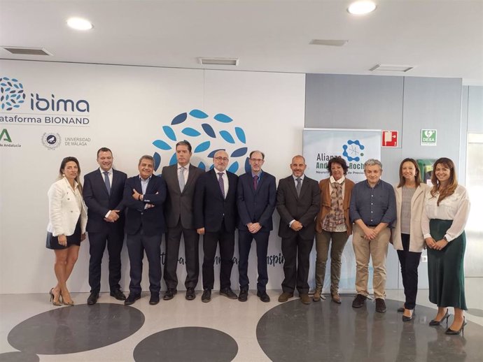 Ibima-Plataforma Bionand ha acogido la primera reunión de esta colaboración público-privada que nace para investigar enfermedades neurológicas en el marco de la Red Andaluza de Investigación Clínica y Traslacional en Neurología (Neuro-RECA).