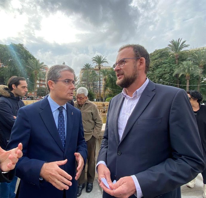 José Guillén y Jesús Pacheco, en la convocatoria a los medios