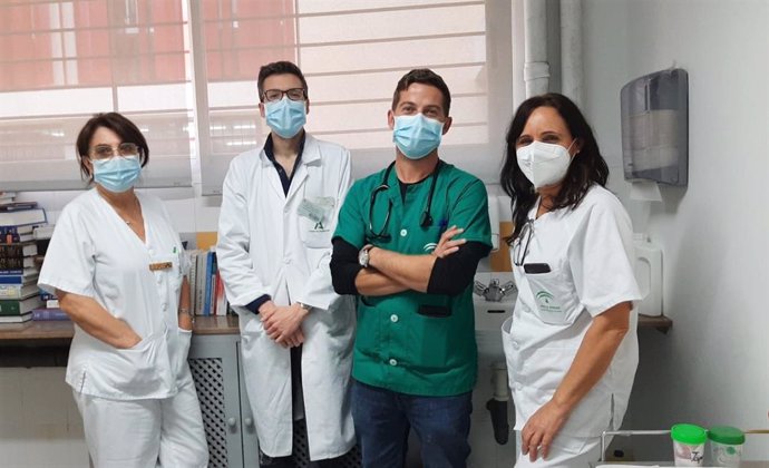 Servicio de Enfermedades Infecciosas del Hospital Infanta Elena de Huelva.