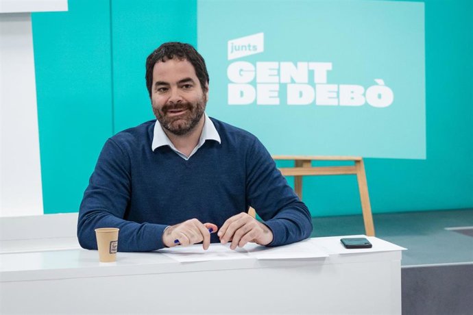El diputado de Junts en el Parlament y secretario de Política Municipal del partido, David Saldoni, en la presentación de la campaña 'Gent de debó'