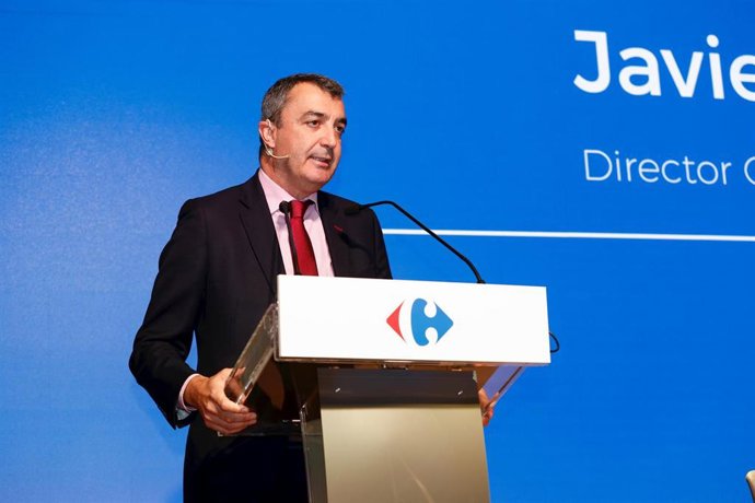 El Director General de La Vuelta, Javier Guillén, protagoniza un desayuno deportivo Carrefour Ciclismo, en el Auditorio Meeting Place, a 1 de diciembre de 2022, en Madrid (España).