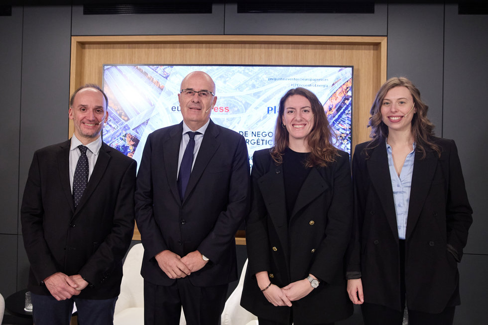 Paco Baeza junto a José Rodríguez de Arellano, Elia Ferrer y Natalia Collado.