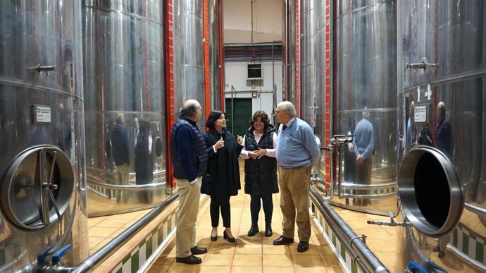 El Gobierno De Sánchez Tiene Que Apoyar Al Sector Orujero Que Está En Una Situación Crítica Ante El Aumento Del Precio Del Gas