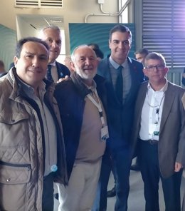 Los dirigentes de UGT en Andalucía con Pedro Sánchez en San Roque.