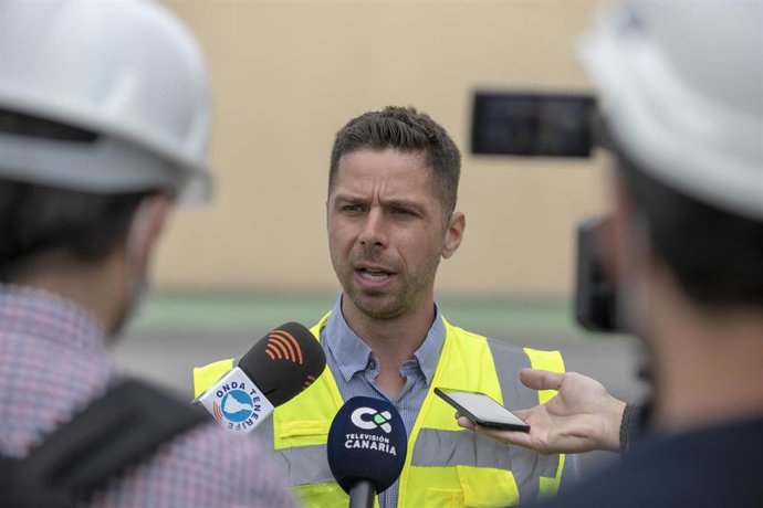 Archivo - El consejero de Transición Ecológica del Cabildo de Tenerife, Javier Rodríguez