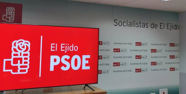 Archivo - Imagen de la sede del PSOE de El Ejido (Almería).