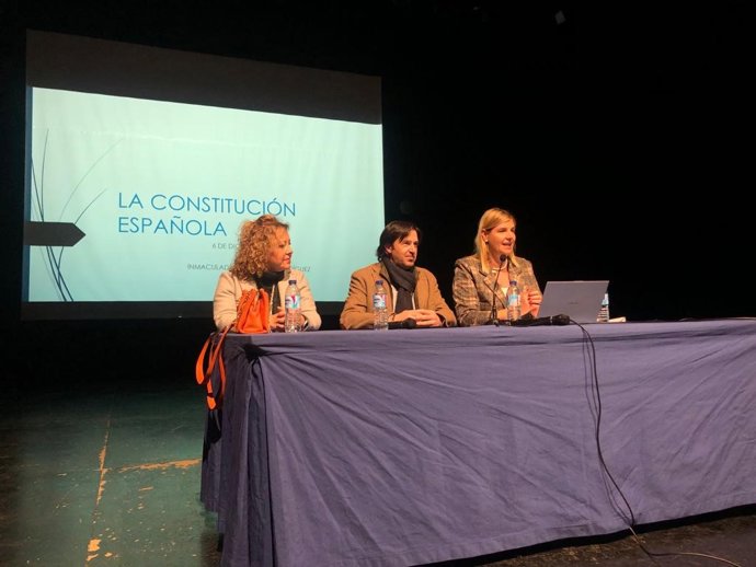 Celebración del Día de la Constitución en el instituto Federico García Lorca