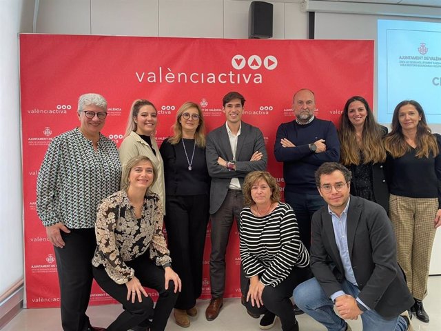 València ofereix un pla integral de digitalització gratuït amb assessorament personalitzat i formació per a comerços