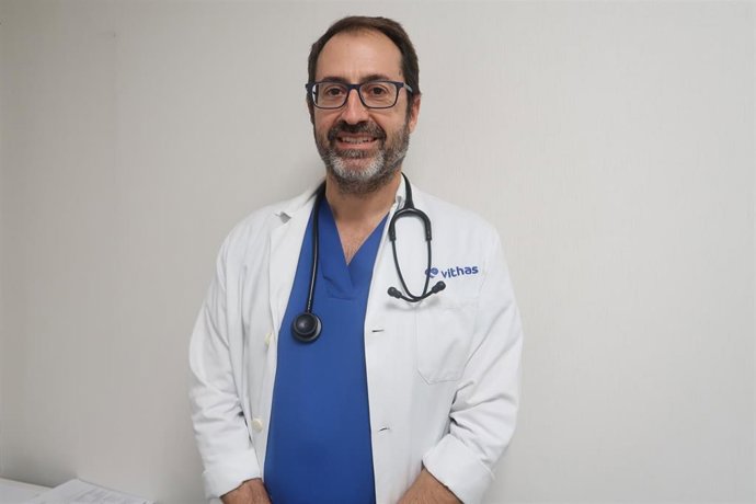 El doctor Víctor Mora, de Medicina interna de Vithas.
