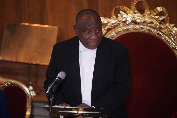 23 November 2022, United Kingdom, London: South Africa's President Cyril Ramaphosa speaks during a banquet at the Guildhall, given by the Lord Mayor and City of London Corporation, during his state visit to the UK. Photo: Yui Mok/PA Wire/dpa