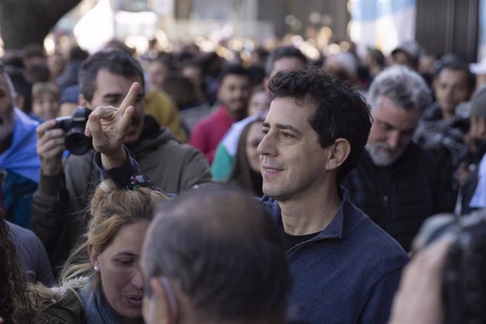 Archivo - El ministro del Interior de Argentina, Eduardo de Pedro, en una manifestación en repulsa por el ataque contra la vicepresidenta, Cristina Fernández de Kirchner