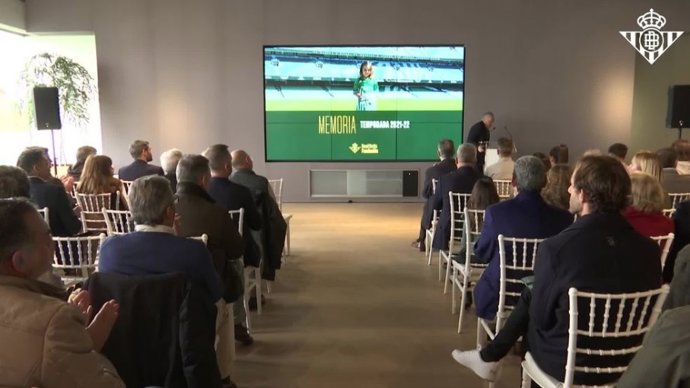 Presentación de la memoria de actividades de Real Betis Fundación en la Ciudad Deportiva Luis del Sol.