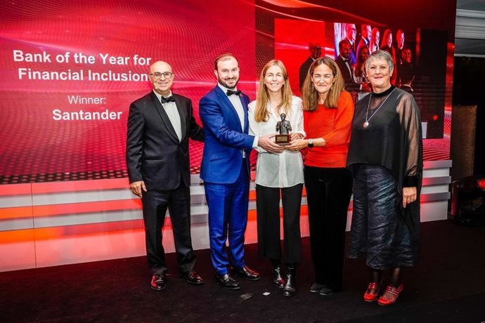 Santander, elegido 'Banco del Año en Inclusión Financiera' por la revista 'The Banker'