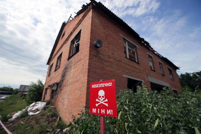 Archivo - Operaciones de desminado en la región ucraniana de Sumy