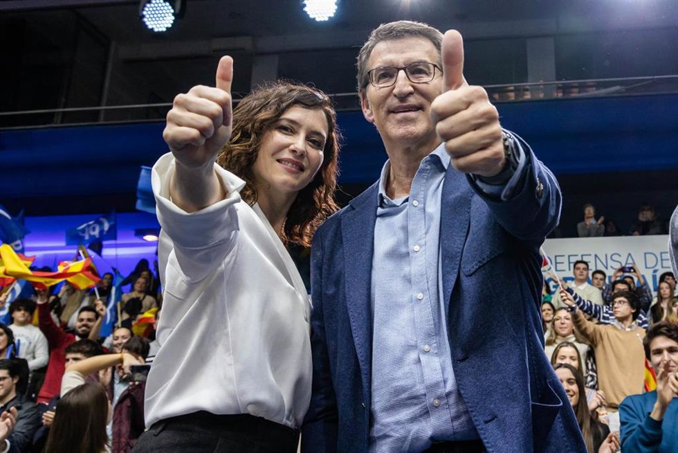 La presidenta de la Comunidad de Madrid, Isabel Díaz Ayuso, y el presidente del Partido Popular, Alberto Núñez Feijóo,