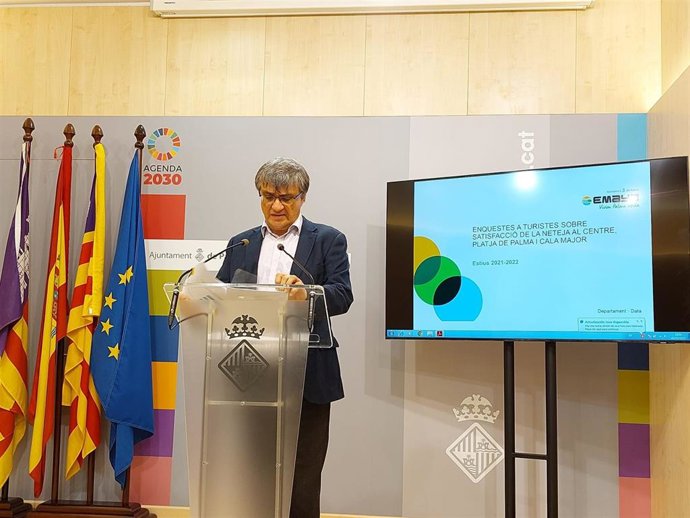 El presidente de Emaya, Ramon Perpiny, en rueda de prensa.