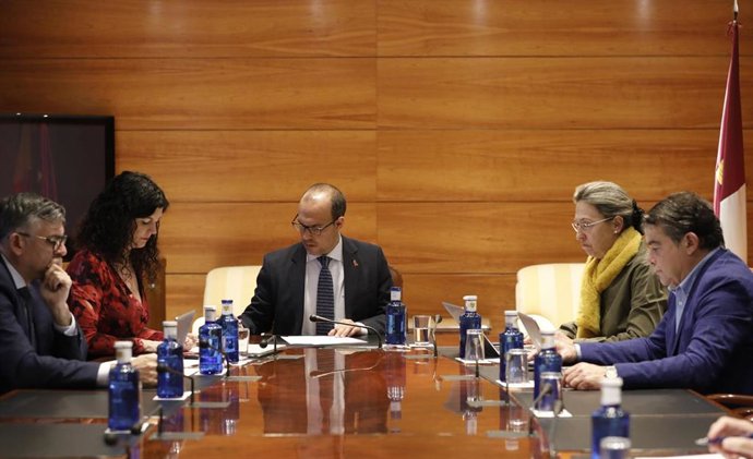 Reunión de la Mesa de las Cortes.