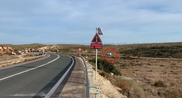 Señales inteligentes en el cruce de Agua Amarga.
