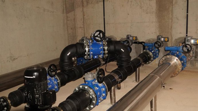 Un conducto del agua, parte de la Agencia Balear del Agua.