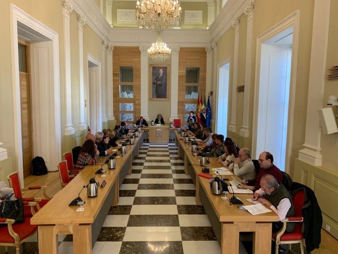 Pleno extraordinaio sobre la concesión de la Medalla de la Ciudad al equipo, técnicos y directivos que lograron el ascenso del equipo de baloncesto a la ACB en 1992