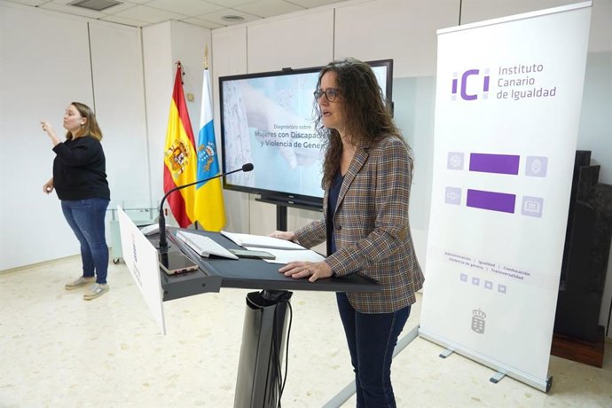 La directora del Instituto de Igualdad, Kika Fumero, en la presentación del diagnóstico sobre violencia de género en mujeres con discapacidad