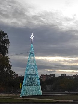 Habitat Inmobiliaria lleva las luces de Navidad al Distrito Norte y Cerro-Amate.