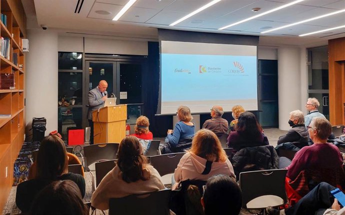 Antonio Ruiz interviene en el encuentro con la comunidad judía de Manhattan.