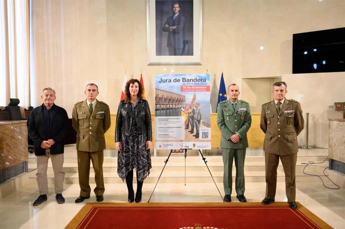 Presentación de la jura de bandera civil que tendrá lugar en Almería.