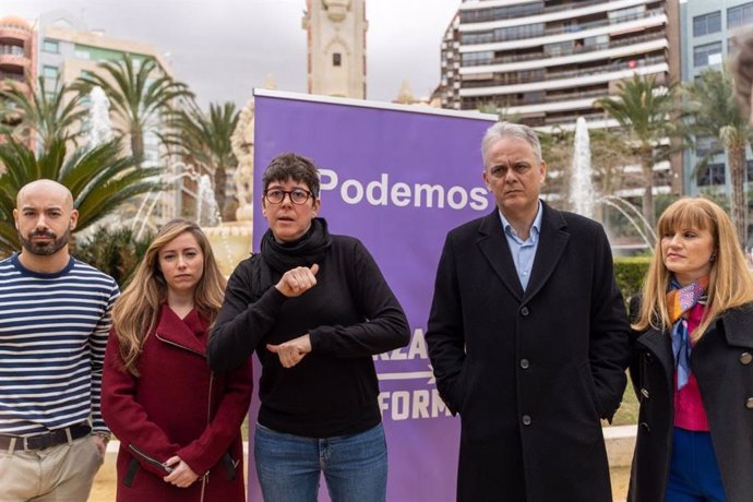 Xavier López, María Teresa Pérez, Pilar Lima y Héctor Illueca en el Alicante