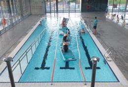 El Servicio de Deporte del Ayuntamiento de Vitoria-Gasteiz organiza esta Navidad sesiones de aquapaddle