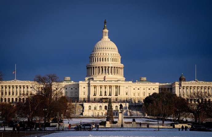 Archivo - Vista general del Capitolio de Estados Unidos, en Washington