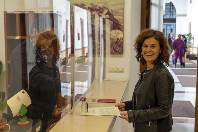 Por Andalucía propone cambiar el Estatuto del Empleado Público para mejorar la inserción de personas con discapacidad.