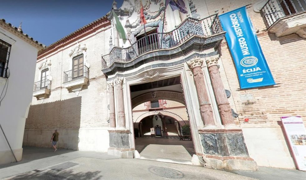 Fachada del Museo Histórico.