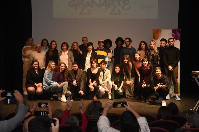 Inés Gámez, Pedro Hernández, Elisa Viladés y la marca Profana, ganadores de los Premios GranArte de Diputación.